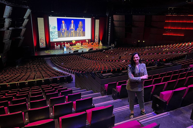 Dr Petrović na kongresu u Parizu