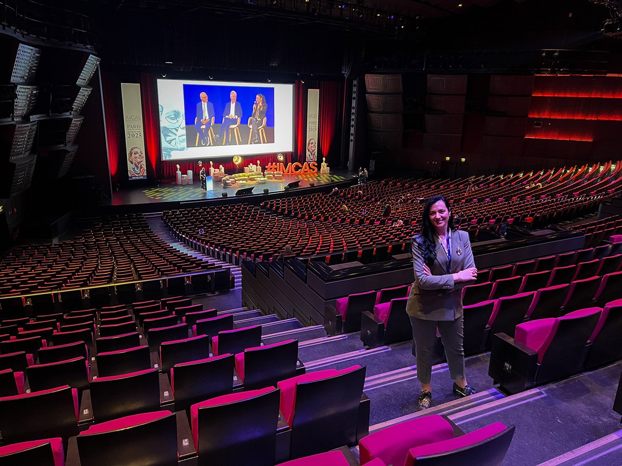 Dr Petrović na kongresu u Parizu